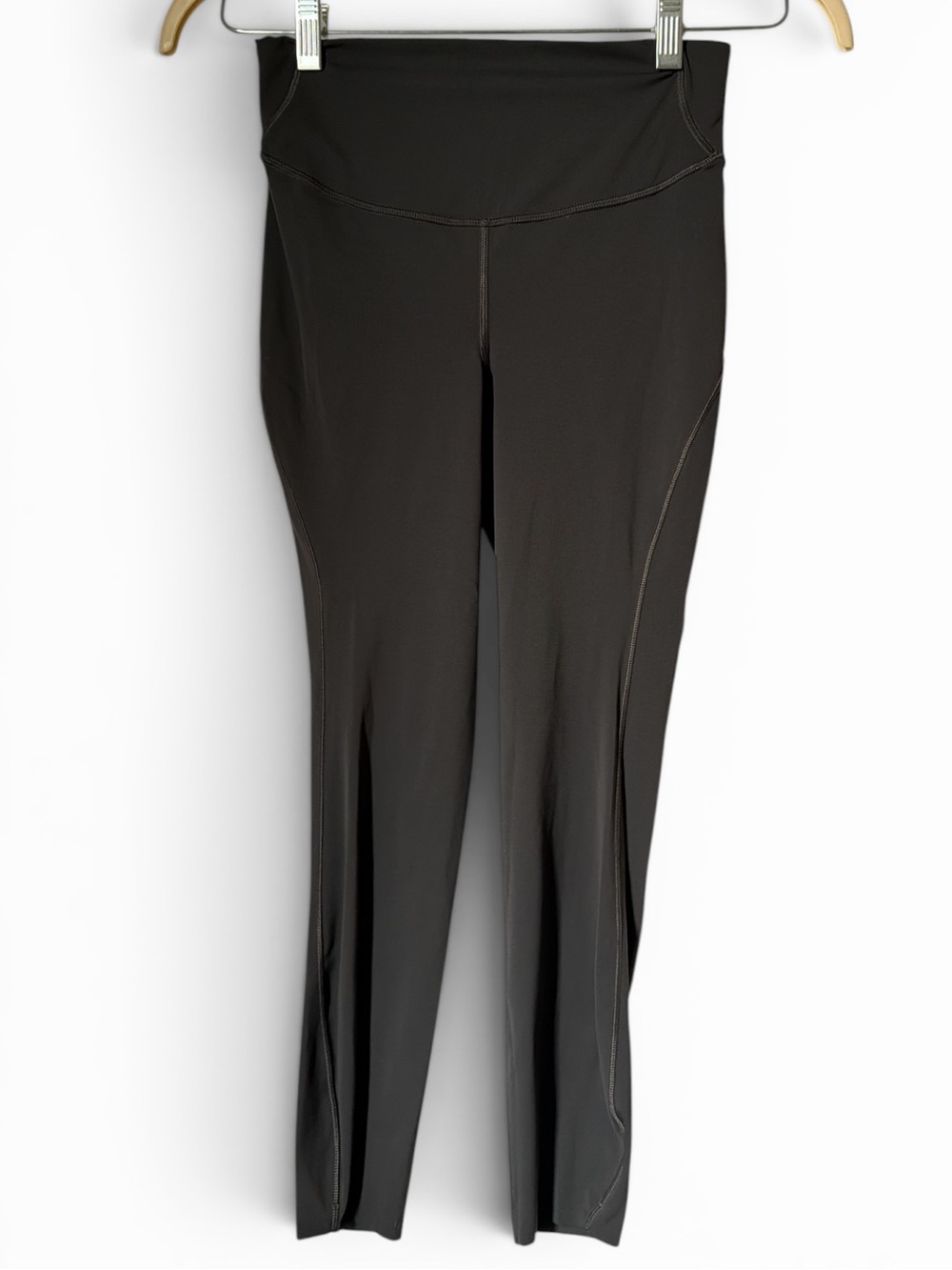 lululemon charcoal Gray High Rise 31” Leggings Size 6 Running Yoga Athletic